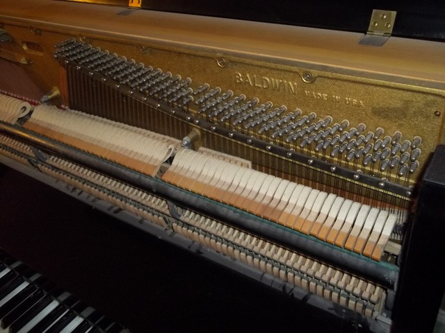 baus piano serial number